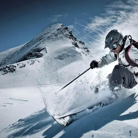 بيت للعطل In With Ski-in Ski-out Access