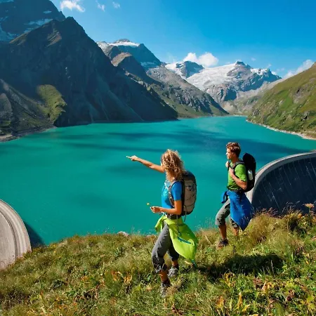 بيت للعطل In With Ski-in Ski-out Access كابرون