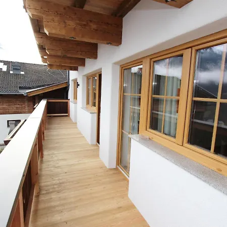 In With Ski-in Ski-out Access بيت للعطل كابرون