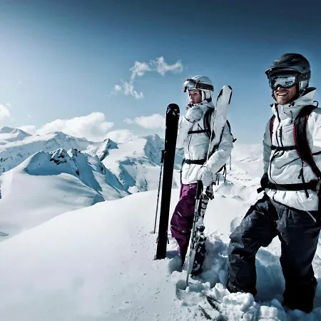 In With Ski-in Ski-out Access * كابرون