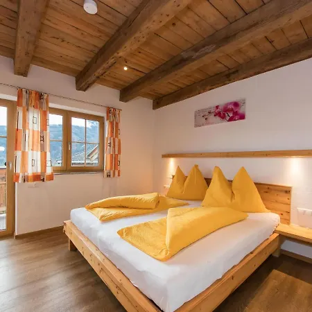 In With Ski-in Ski-out Access Semesterbostad Kaprun