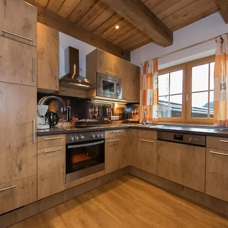 Semesterbostad In With Ski-in Ski-out Access *