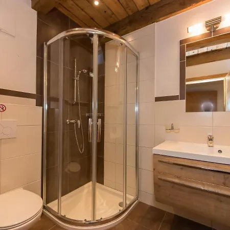 Semesterbostad In With Ski-in Ski-out Access