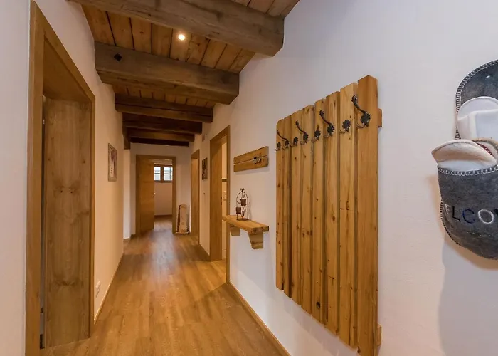 Сasa de vacaciones In With Ski-in Ski-out Access Kaprun